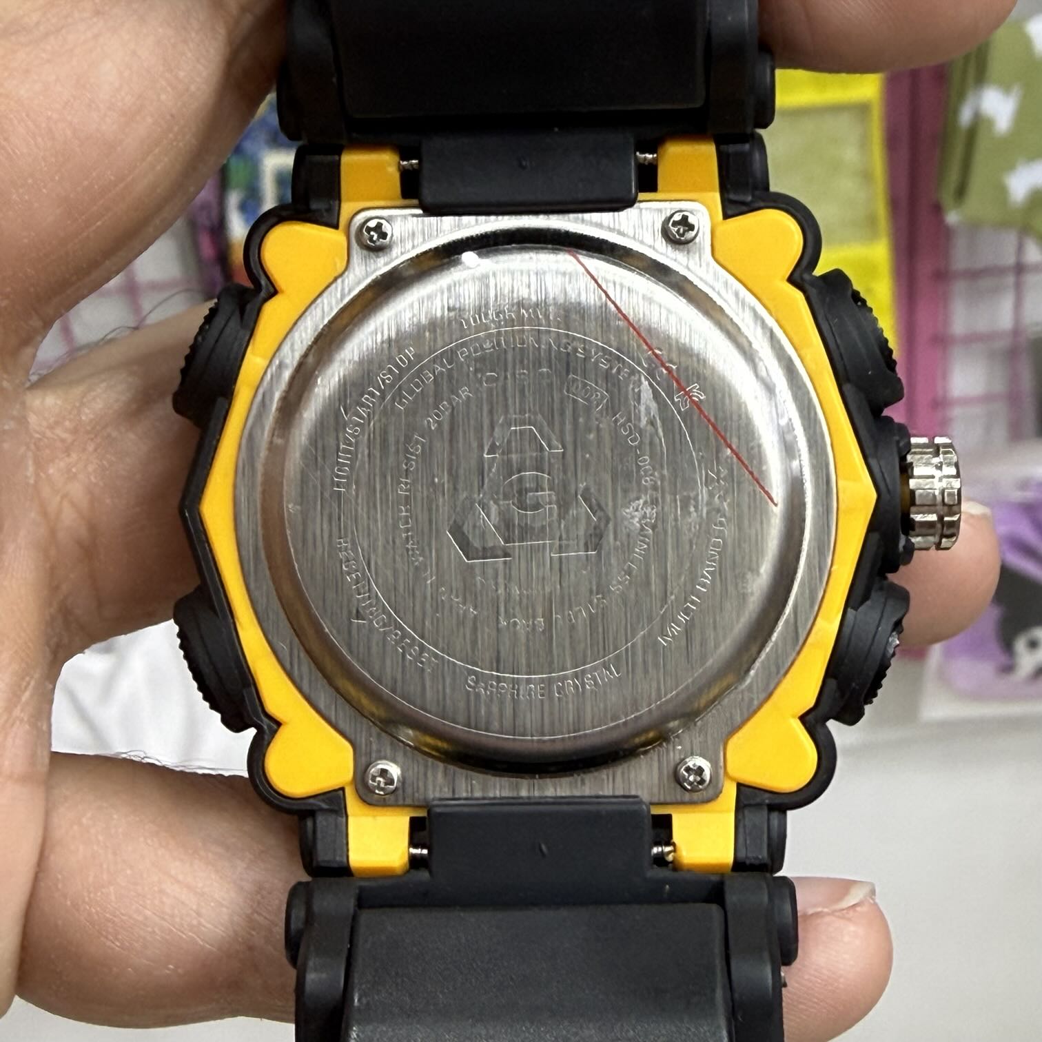 ساعت کاسیو جی‌شاک GA-710GB-1A | ترکیب بی‌نظیر قدرت و زیبایی مشکی-طلایی