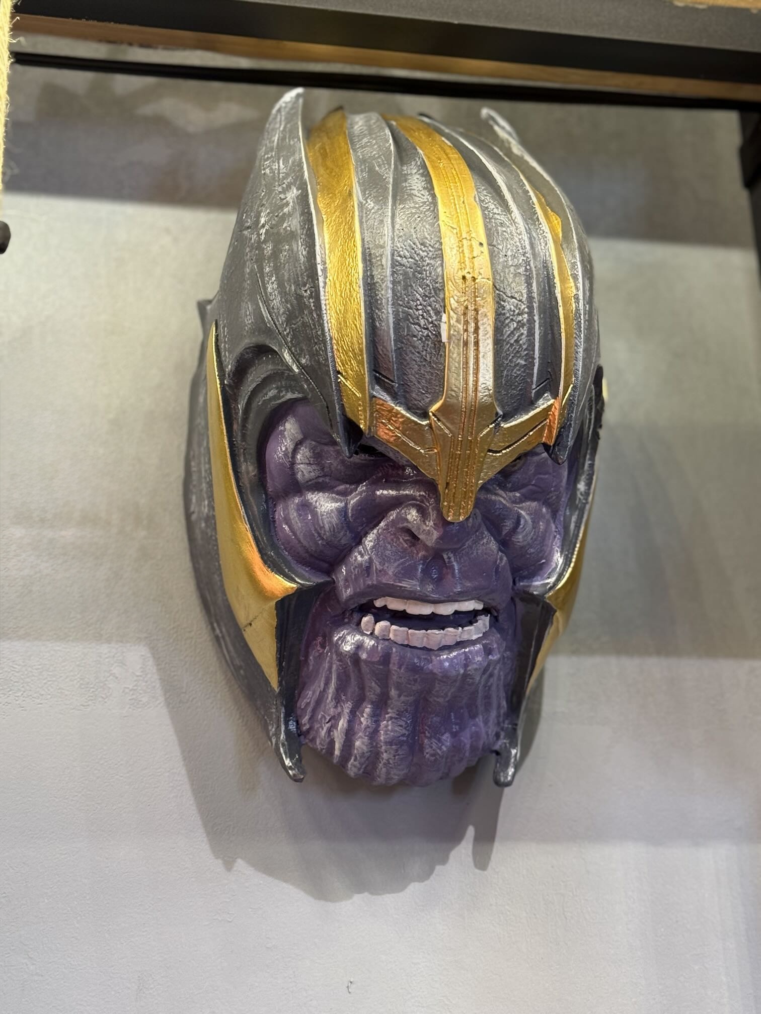 دیوارکوب تانوس | Thanos Wall Decor