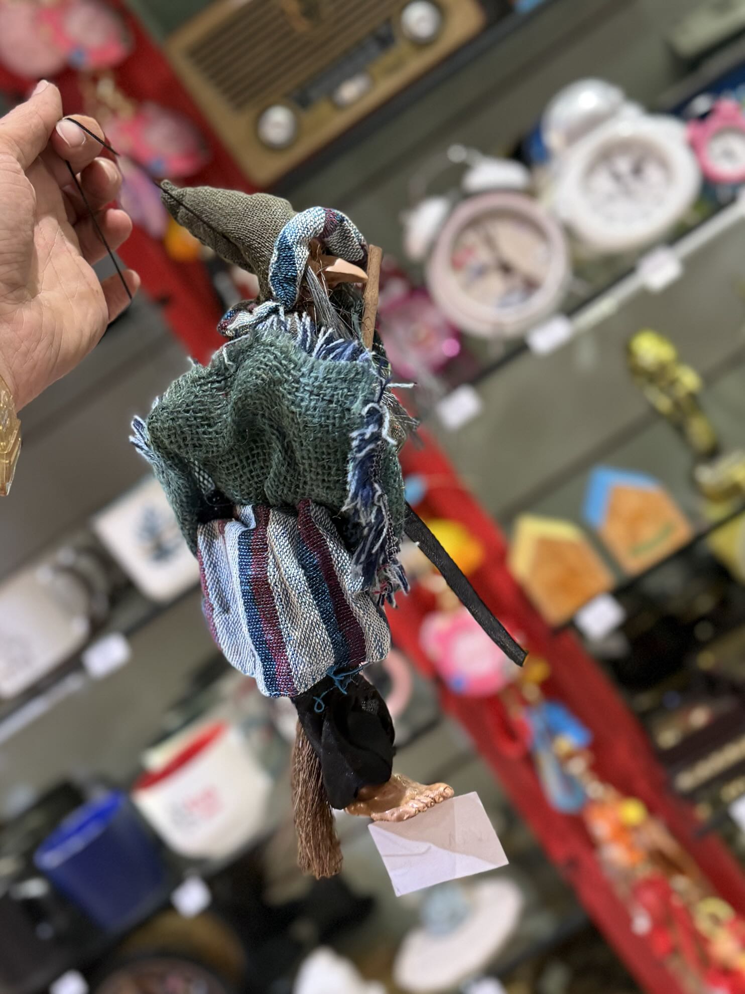 آویز دیواری جادوگر فانتزی با عصا | دکوری خاص و ترسناک هالووین