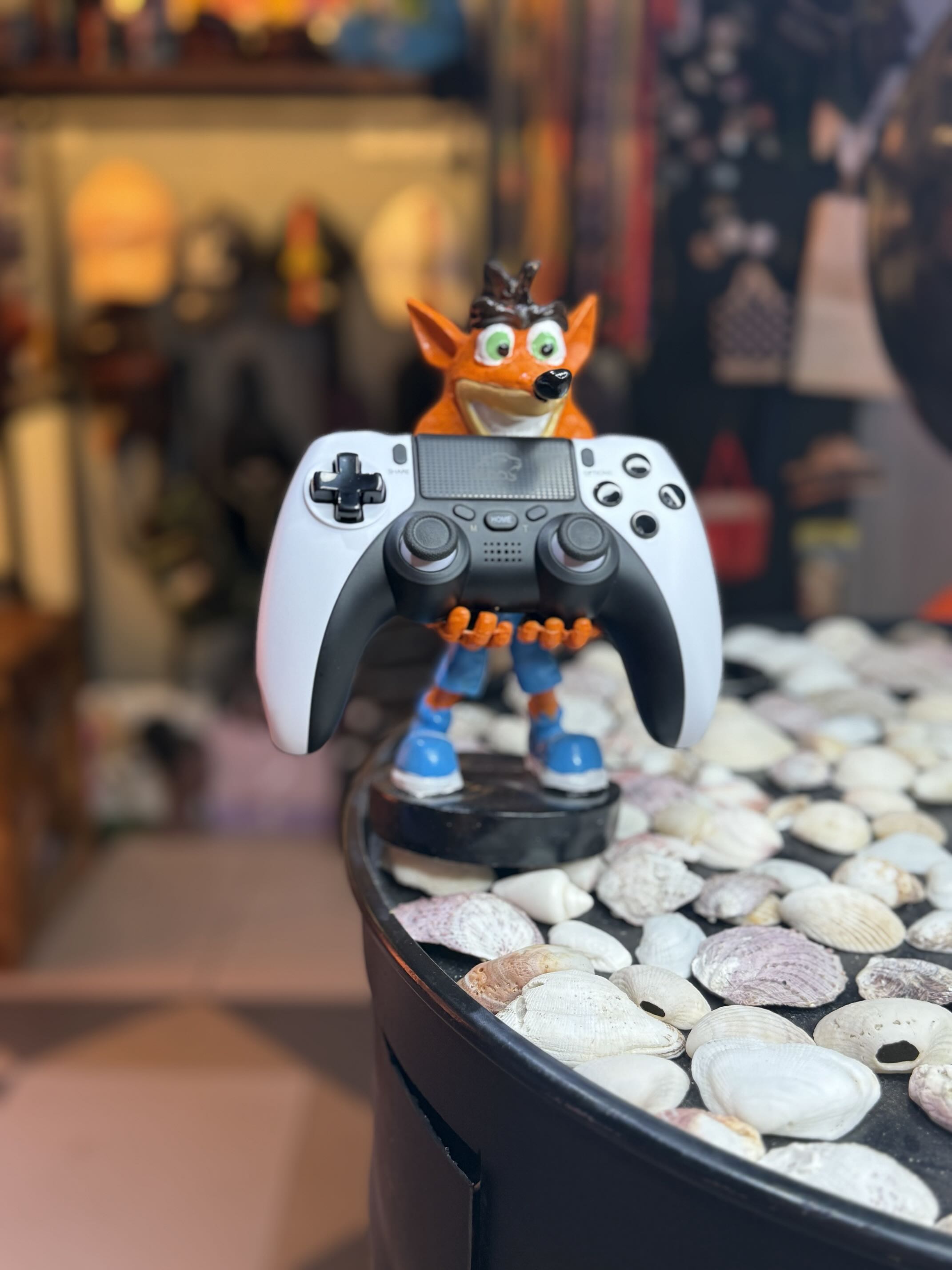 هولدر دسته کنسول کراش بندیکوت (Crash Bandicoot)