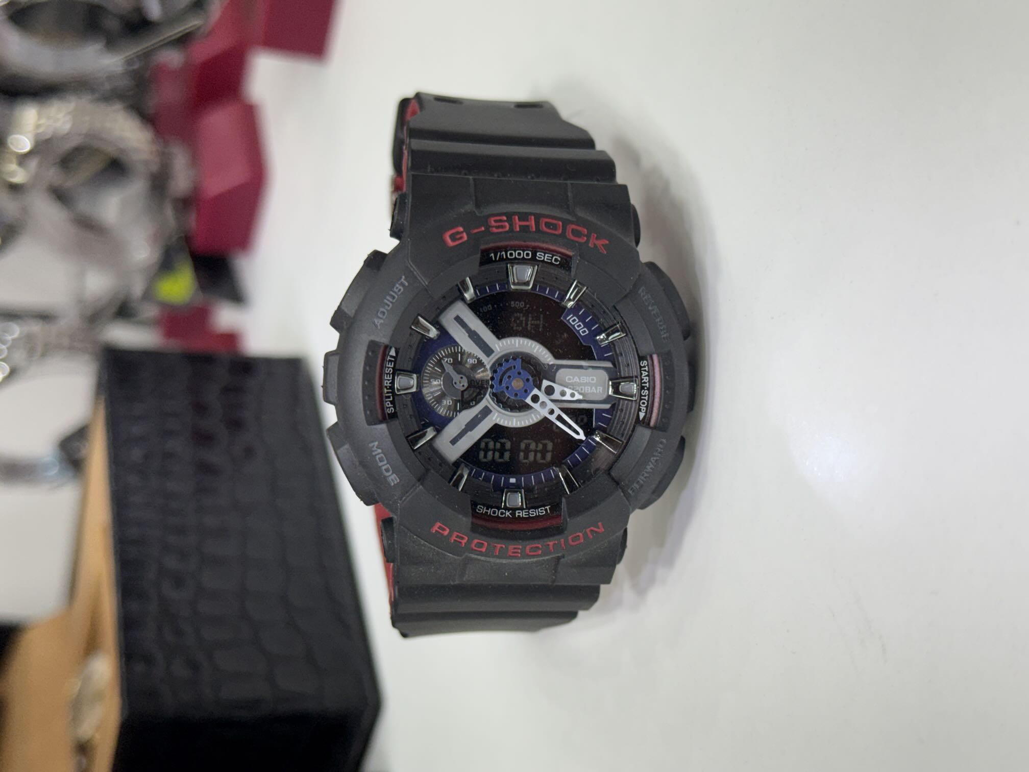 ساعت کاسیو جی‌شاک GA-110 | مشکی-قرمز کلاسیک (Black & Red)