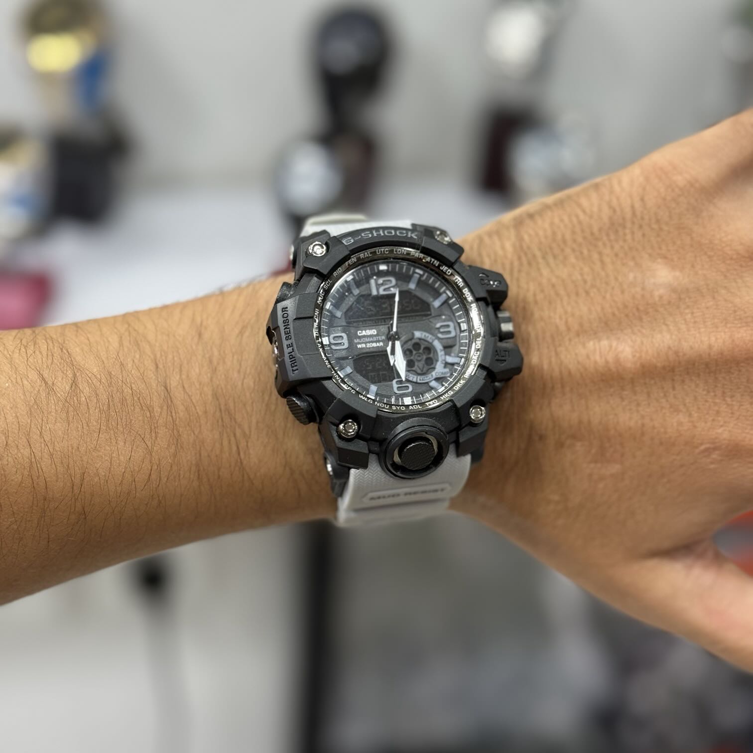 ساعت کاسیو جی‌شاک ماد مستر GG-1000 | مشکی-سفید اورجینال